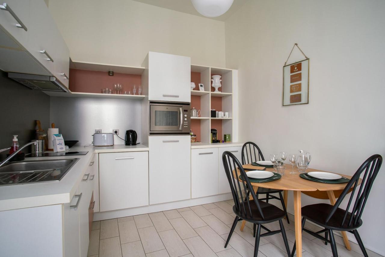 Ferienwohnung Pour Une Escapade A Nantes, Face Au Musee D'Arts Exterior foto