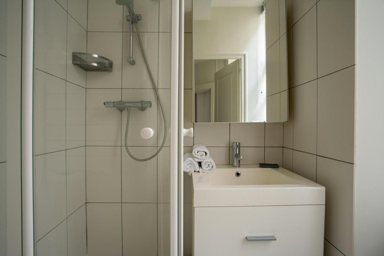 Ferienwohnung Pour Une Escapade A Nantes, Face Au Musee D'Arts Exterior foto
