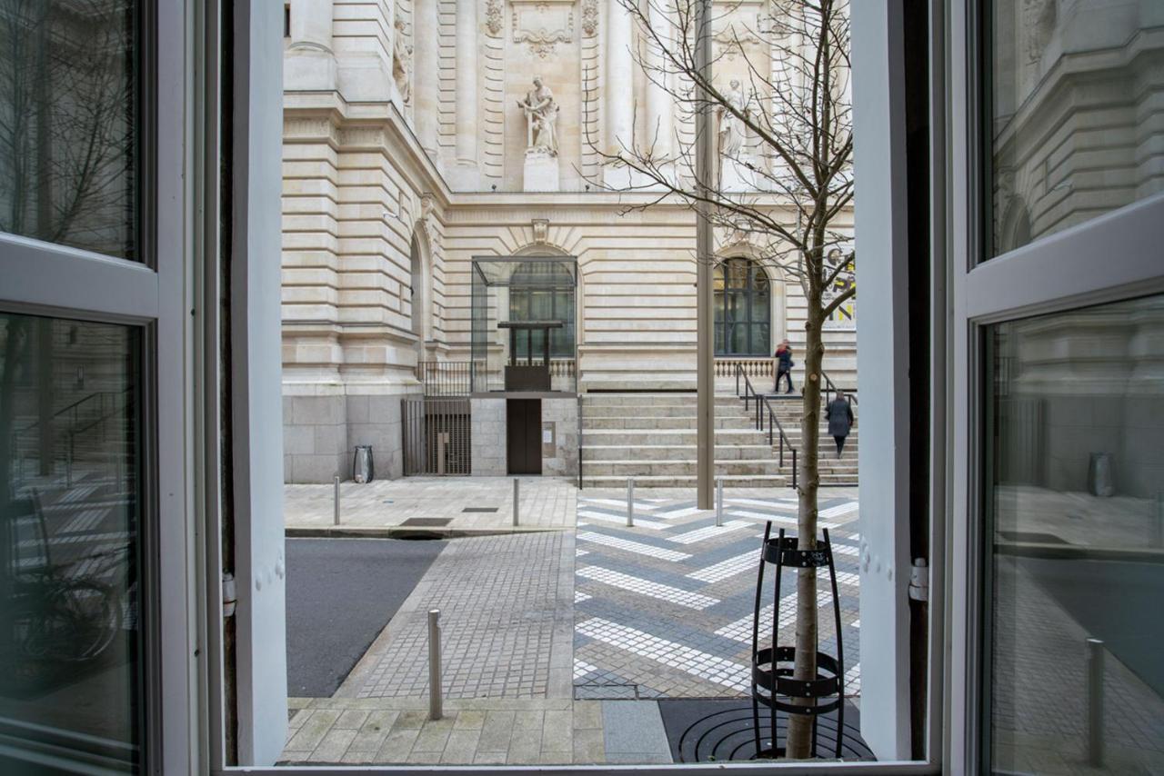 Ferienwohnung Pour Une Escapade A Nantes, Face Au Musee D'Arts Exterior foto